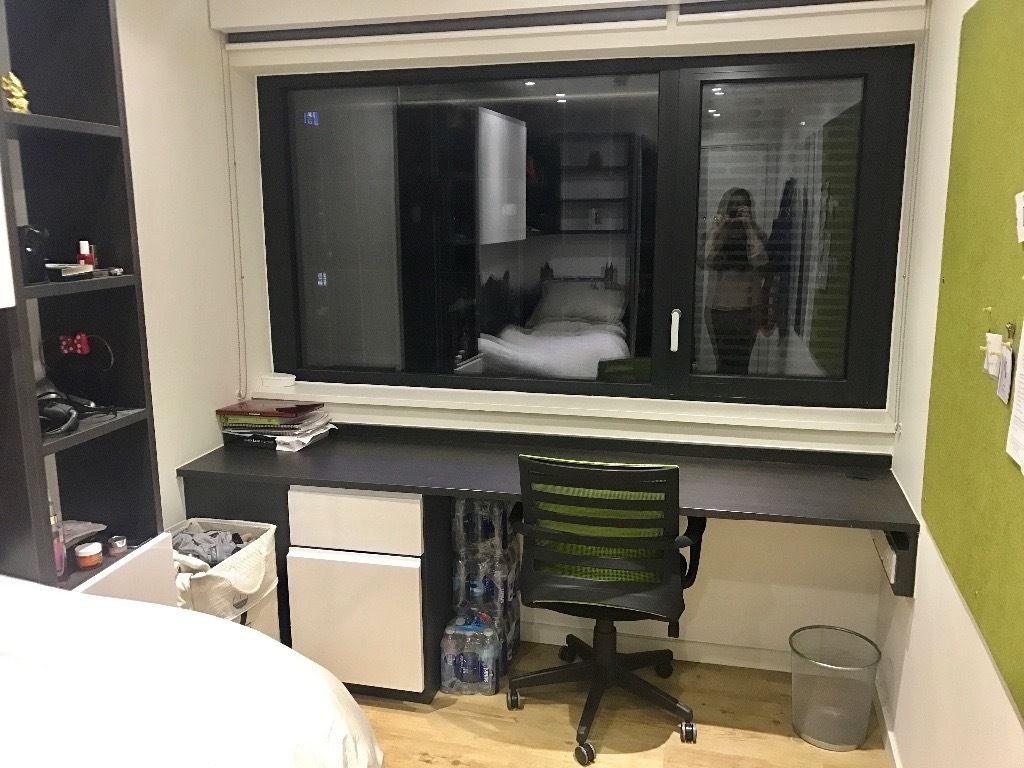 Big Ben View Room at Urbanest Westminster Room for rent London