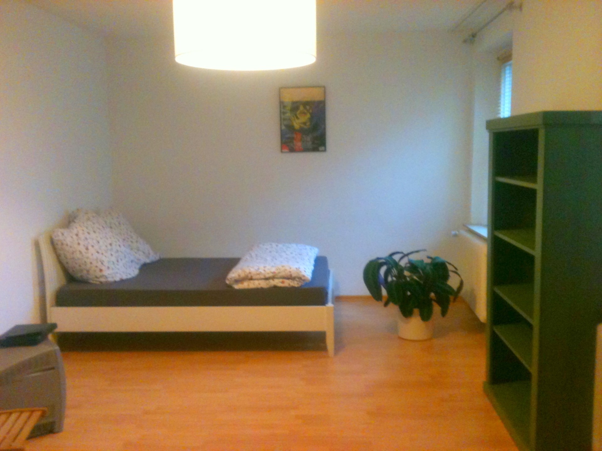 Big Furnished Room | Room for rent Cologne