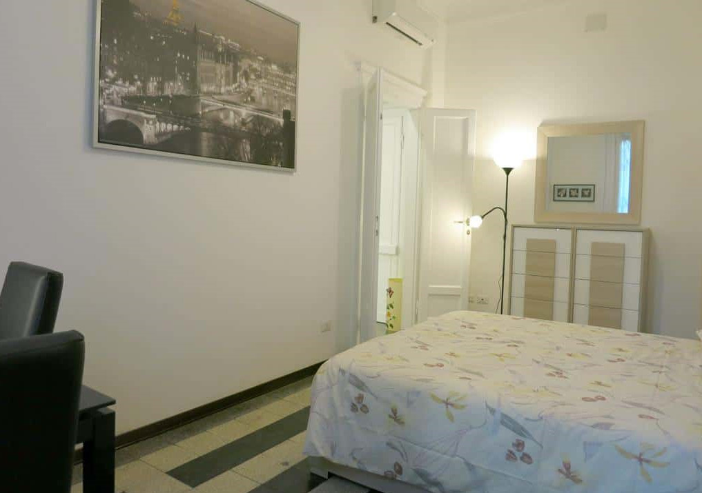 Bright and Furnished Rooms for rent in Wonderful 2bedroom Apartment