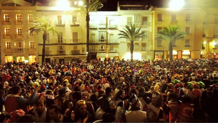 Maniobra Embutido Actuación Carnaval de Cádiz, here we go! | Noticias Erasmus