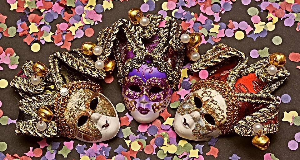 Máscaras, elegancia y destrampe, así es el Carnaval de Venecia