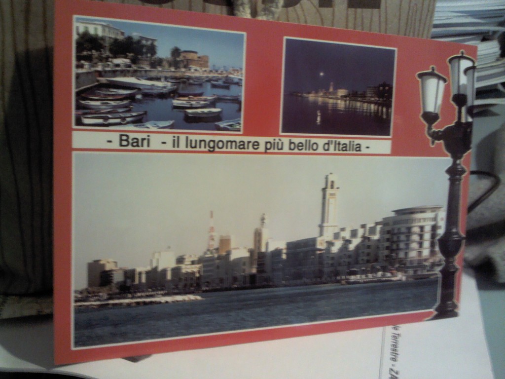 Cartolina di Bari