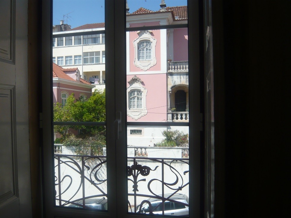 Quarto com 2 varandas em casa à Praça da República, Coimbra