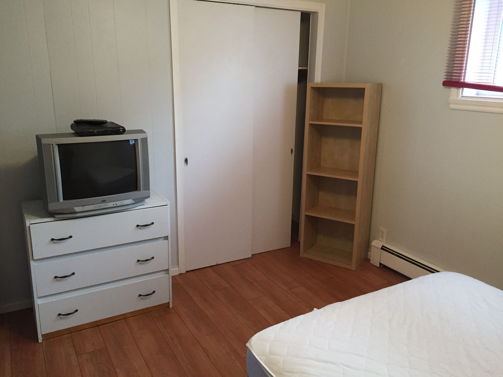 CHAMBRE À LOUER TOUT INCLUS POUR ÉTUDIANTS Location chambres Rimouski CHAMBRE À LOUER TOUT INCLUS POUR ÉTUDIANTS Location chambres Rimouski