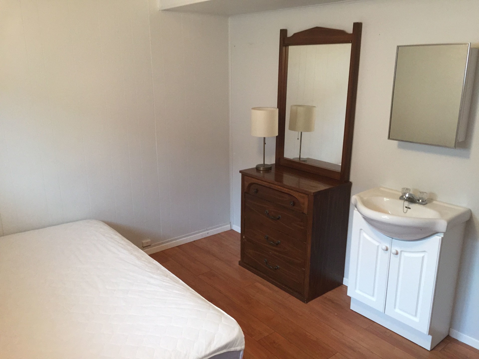 CHAMBRE À LOUER TOUT INCLUS POUR ÉTUDIANTS Location chambres Rimouski CHAMBRE À LOUER TOUT INCLUS POUR ÉTUDIANTS Location chambres Rimouski