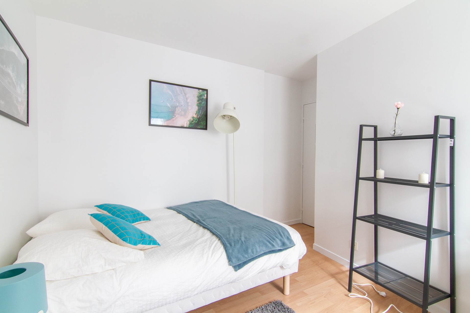 Bedroom for rent in 8-room shared apartment in Rueil-Malmaison Bedroom for rent in 8-room shared apartment in Rueil-Malmaison