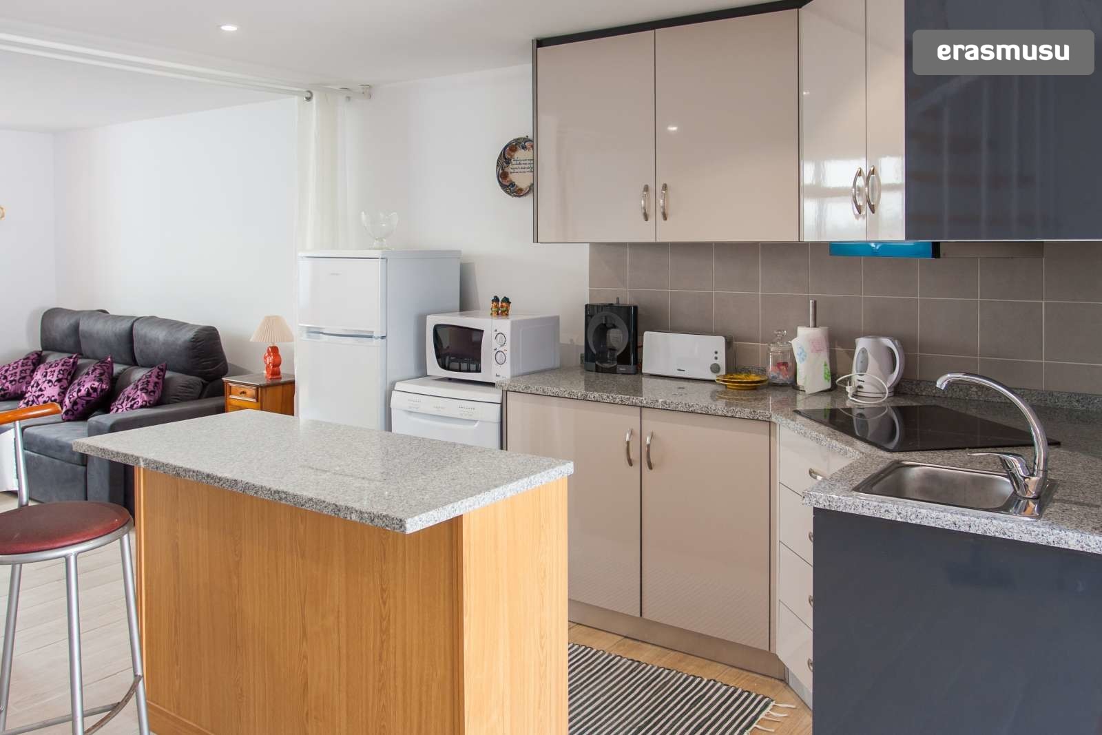 Charming 2-bedroom House for rent in Bonfim