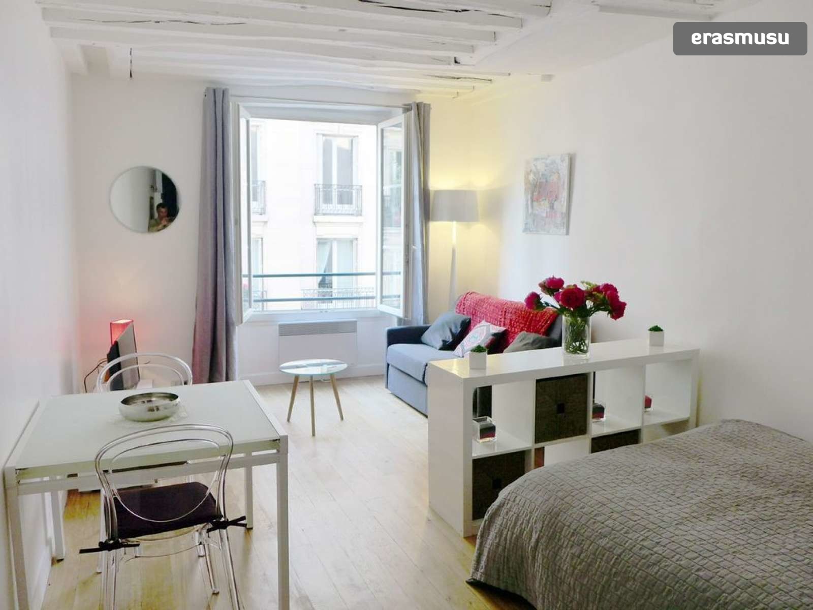 Charming studio apartment for rent next to Sorbonne in Paris 5 Un an