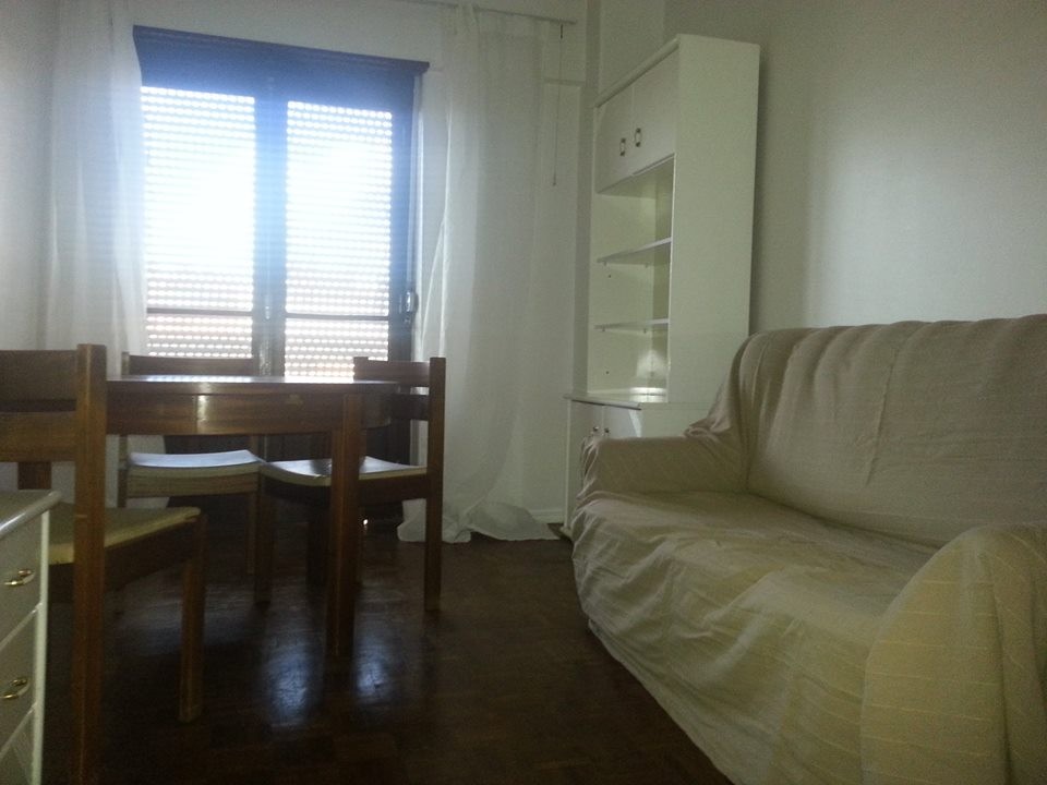 student apartment for rent