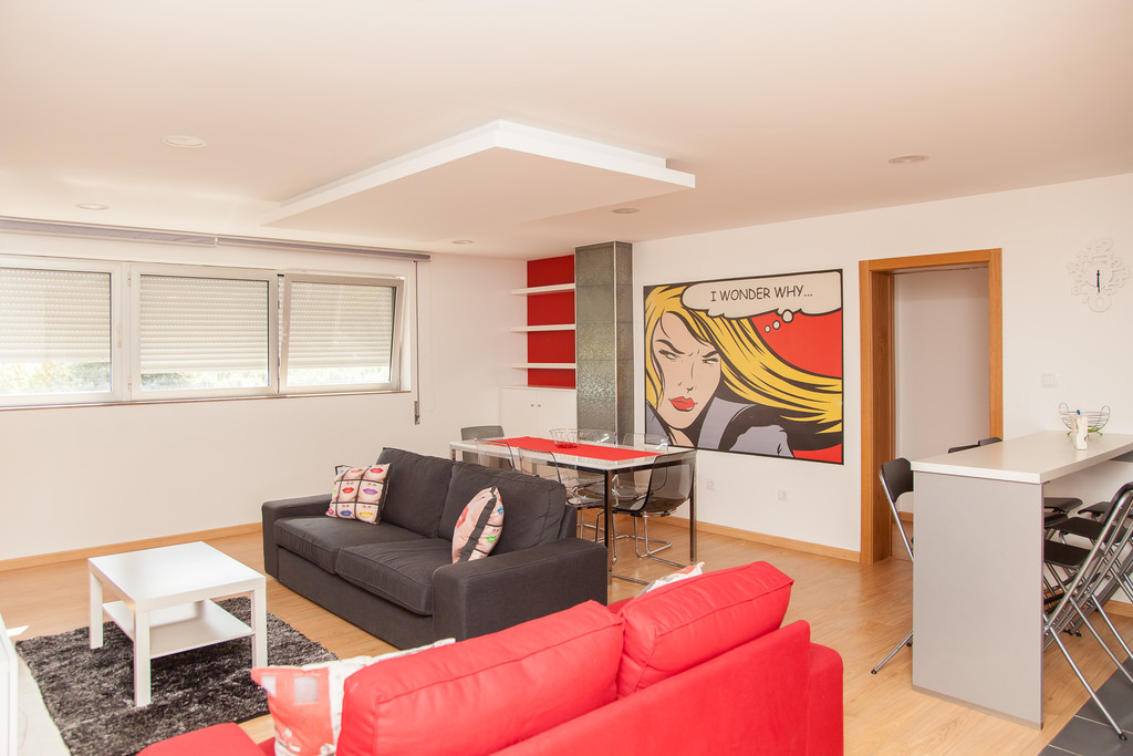 Nice room for (Girl)student, near the Place de la Republique