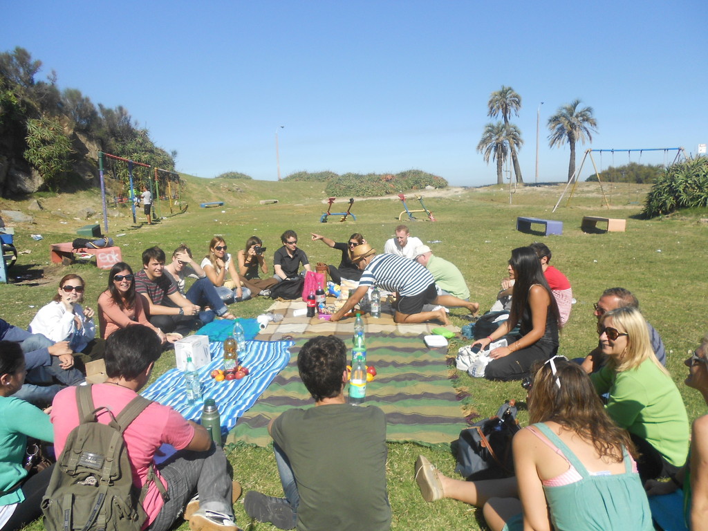 Las mejores zonas para conocer gente por internet de Uruguay en Montevideo ⇵
