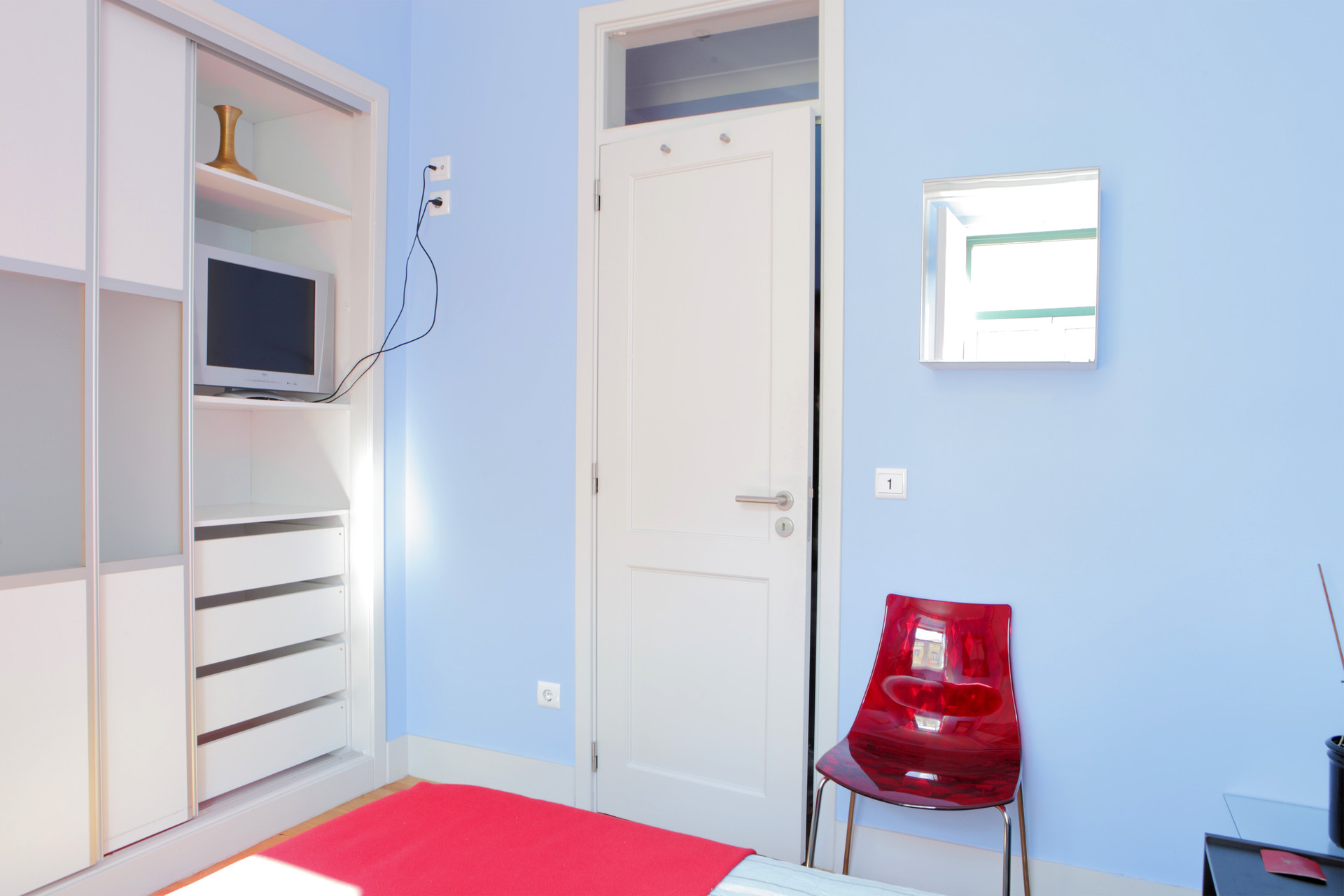 Comfortable room with air conditioning cold and heat Room for rent Lisbon