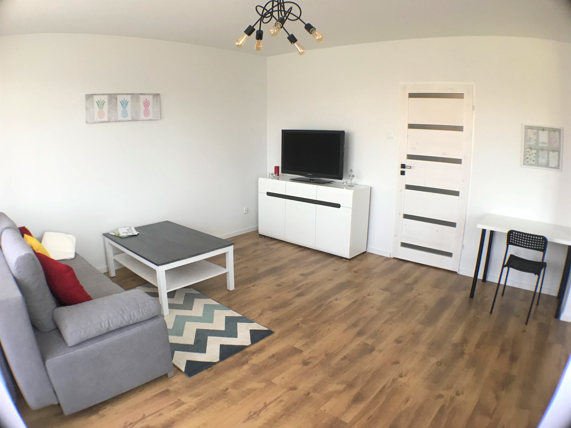 Comfortable studio apartment renewed near university facilities Flat