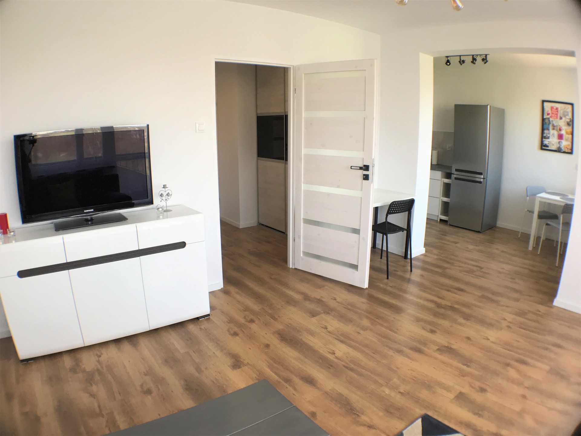 Comfortable studio apartment renewed near university facilities Flat