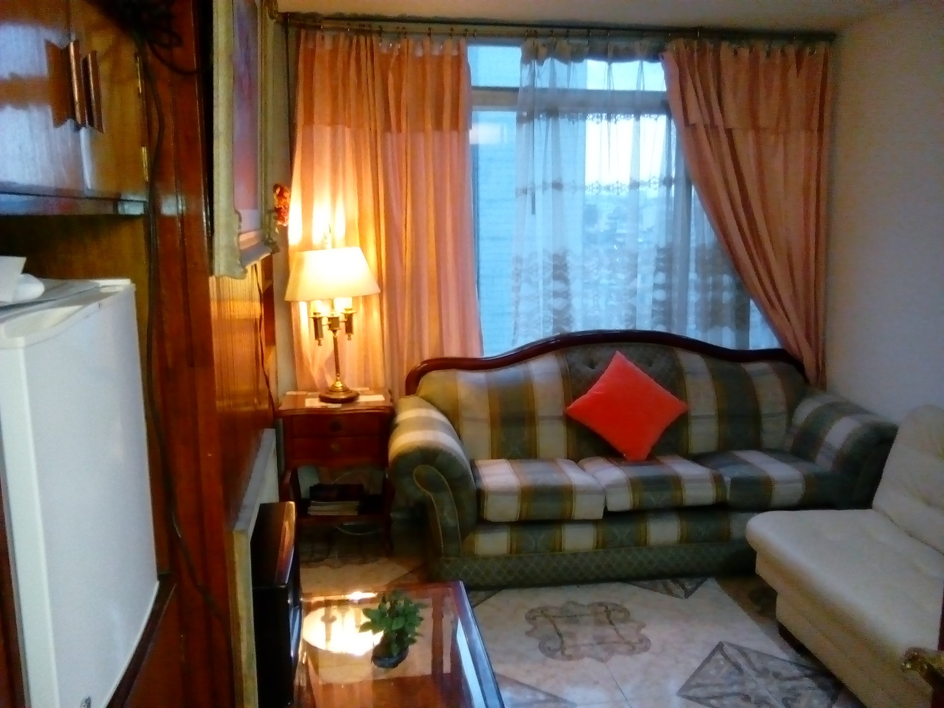 COMPARTO PISO EN APARTAMENTO AMPLIO BOGOTA | Alquiler habitaciones Bogotá