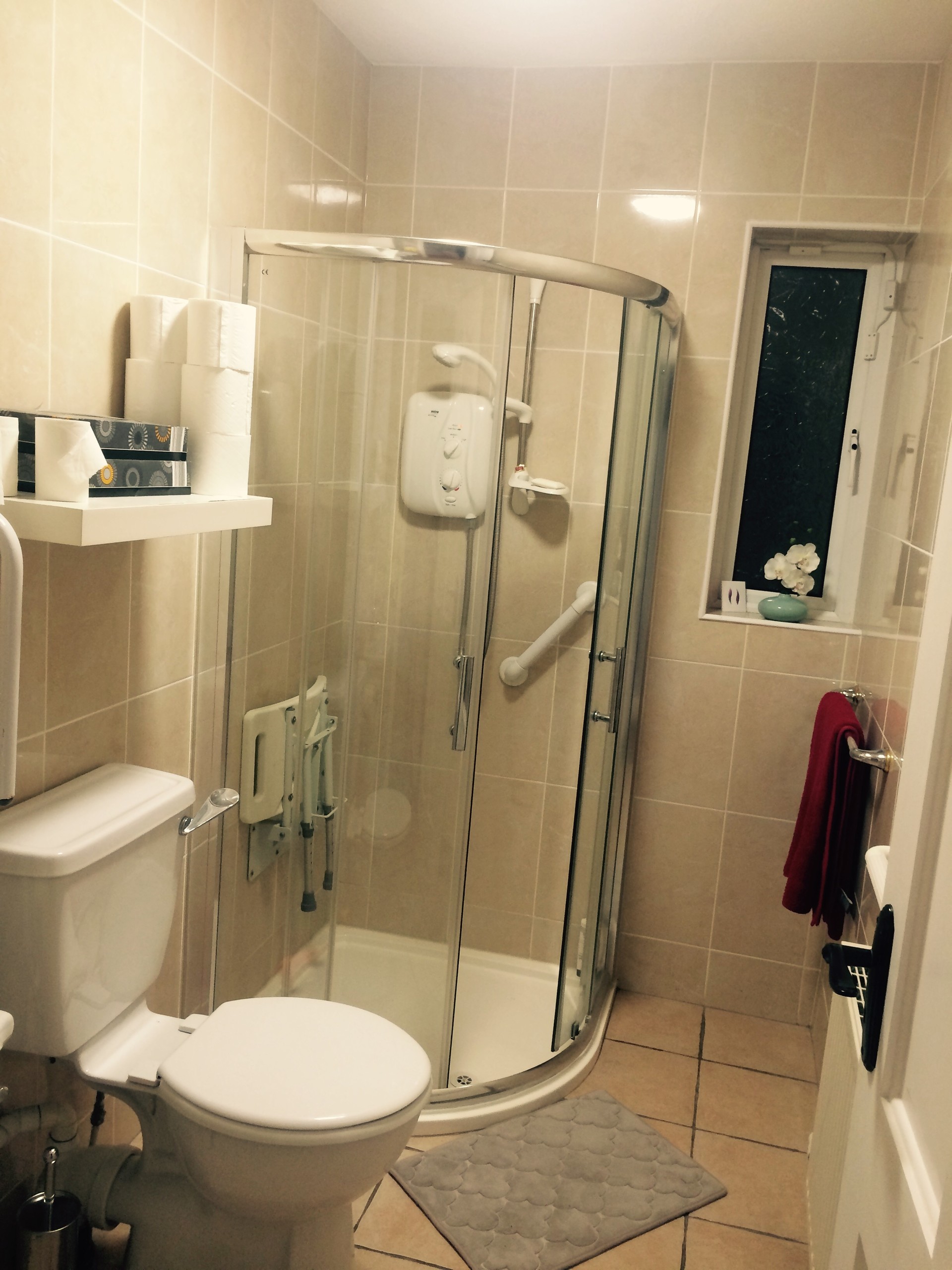 Cosy 2 bedroom bungalow Room for rent Dublin