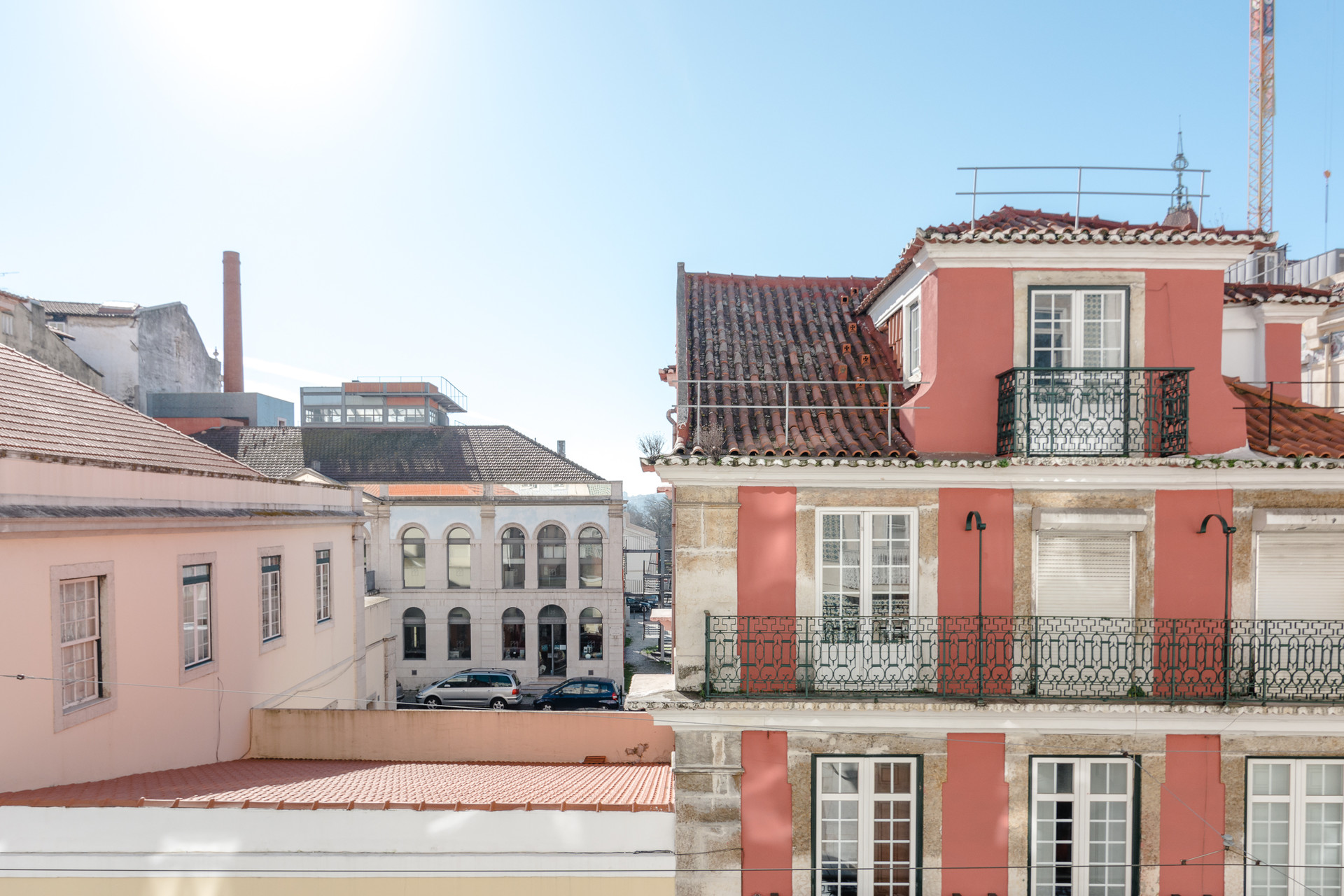 Cosy room in an internacional apartment in Santos Lisbon historic