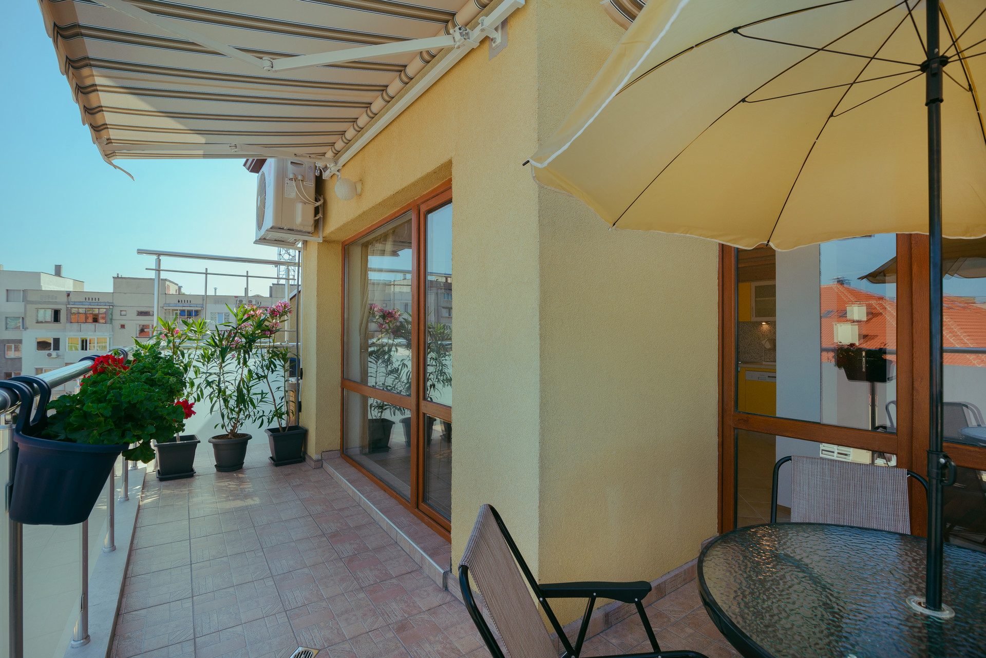 Cozy and sunny apartment in Varna Flat rent Varna