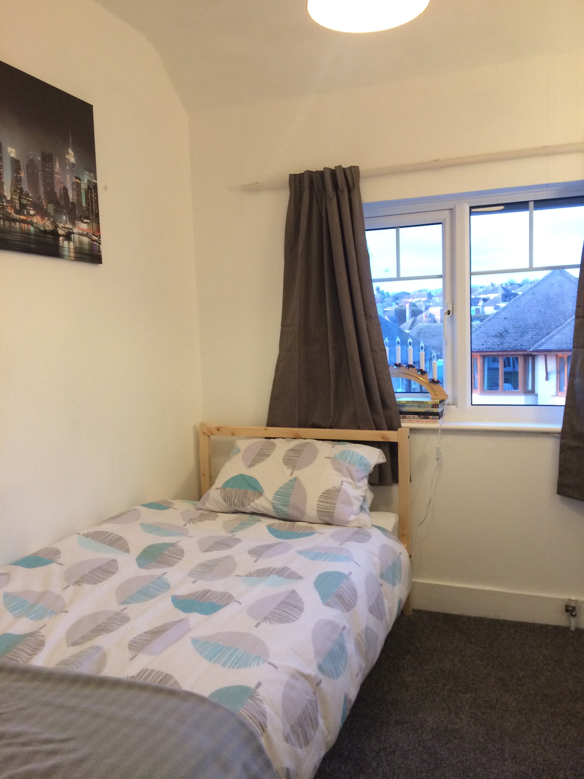 Cute Single Room Fully Furnished In Host Family Room For Rent Brighton