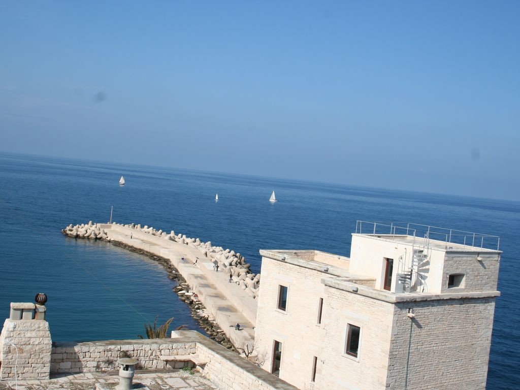 discovering-small-town-italy-giovinazzo-