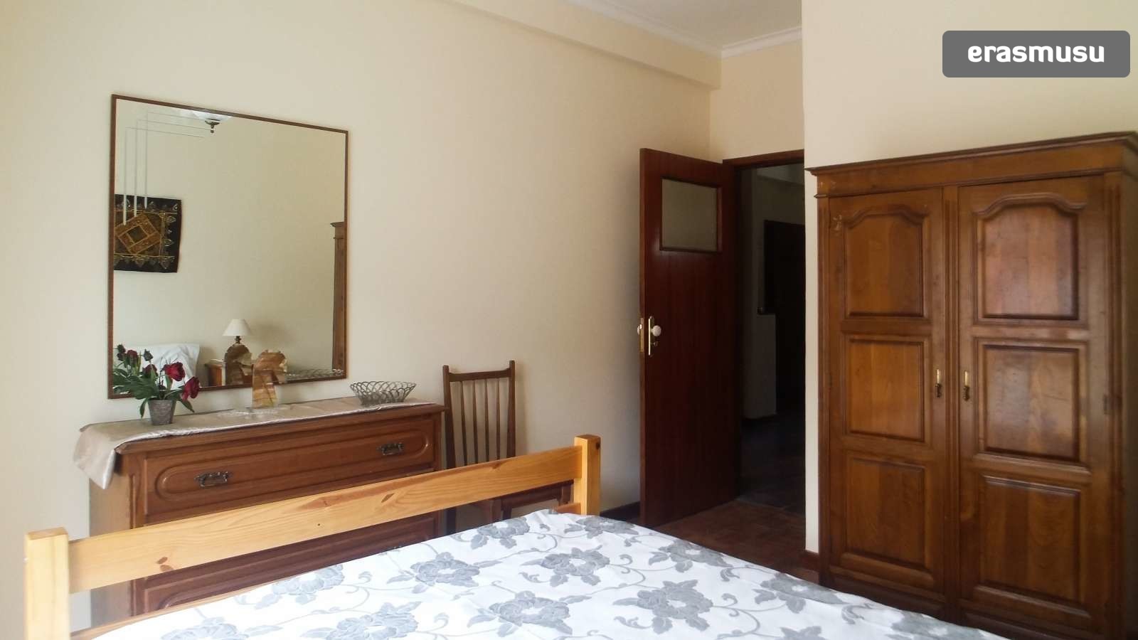 Double Bed In Rooms For Rent In Sophisticated 3 Bedroom