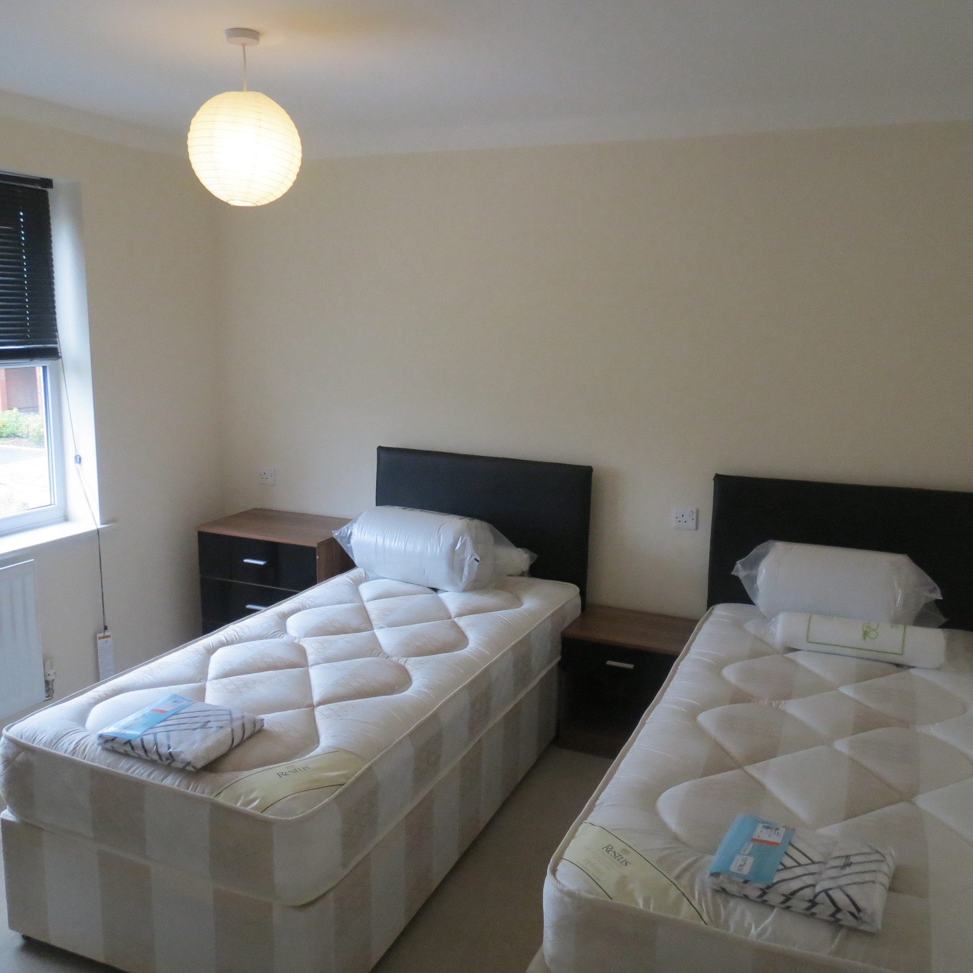 Double ensuite rooms in Banbury Oxford University dorm Oxford