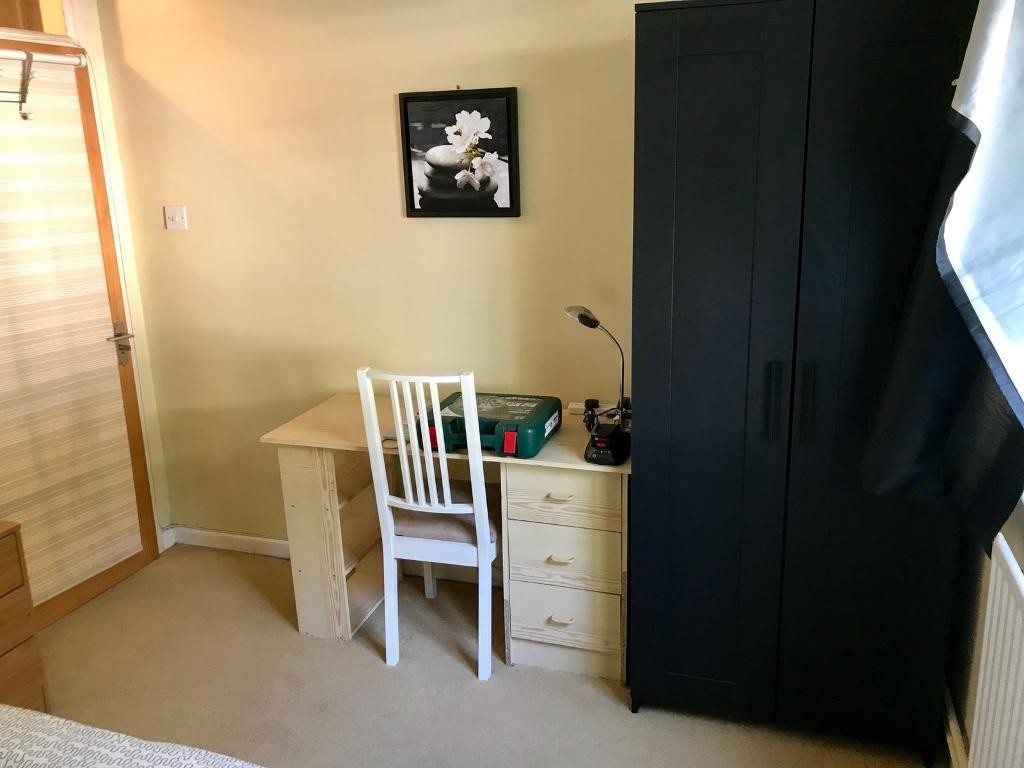 Double room to rent Westbourne, Bournemouth. Room for rent Bournemouth