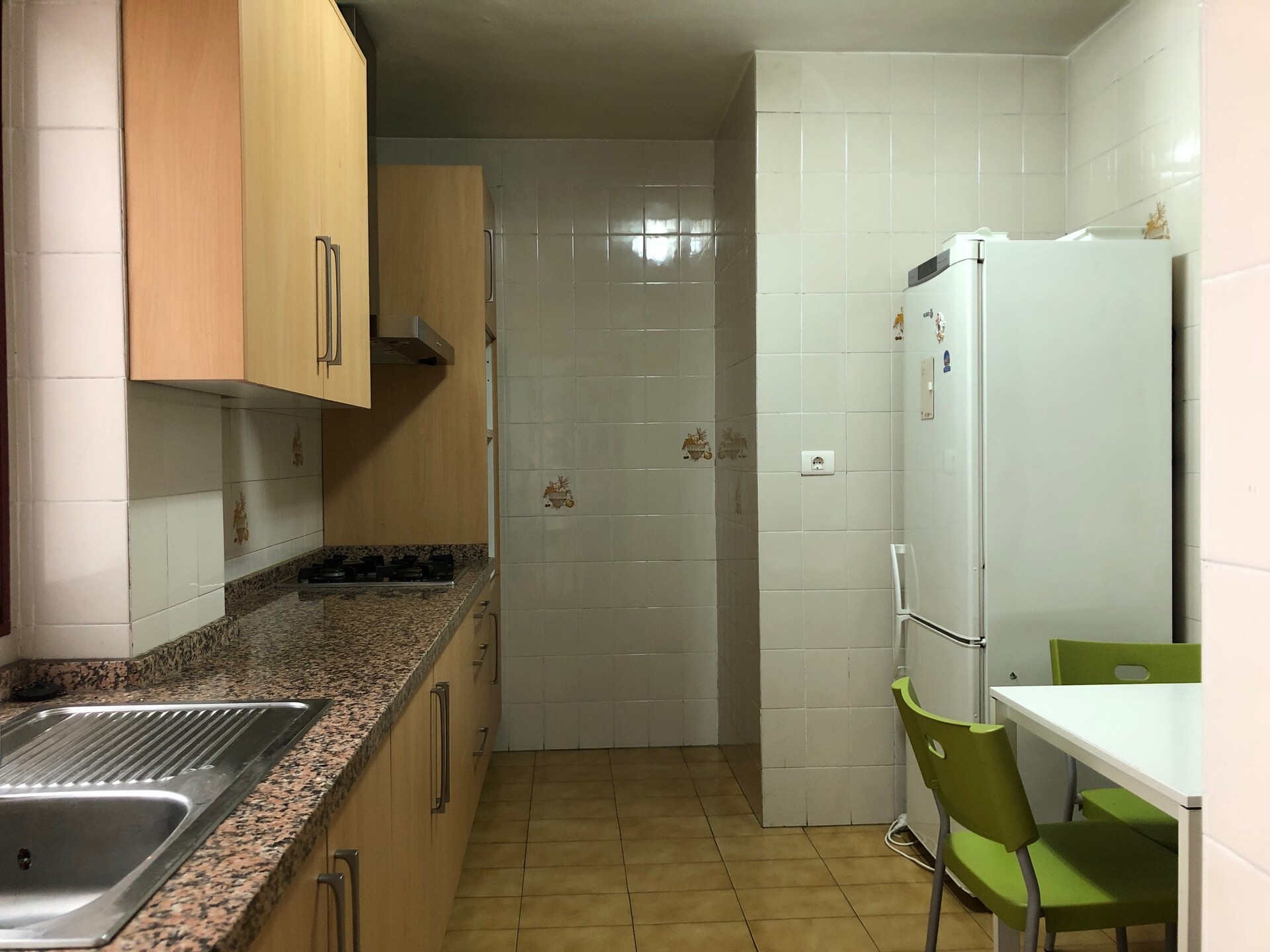 SE ALQUILA AMPLIO PISO DE 3 DORMITORIOS EN FLORIDABLANCA | Alquilar