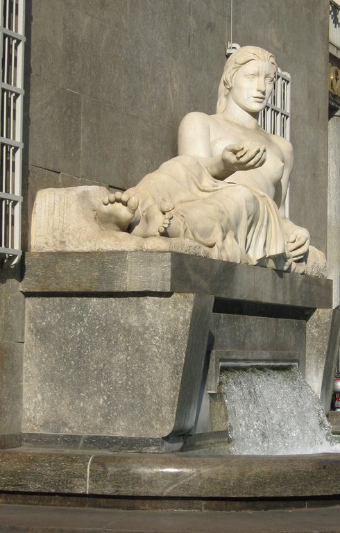 Esta representa el Rio Dora