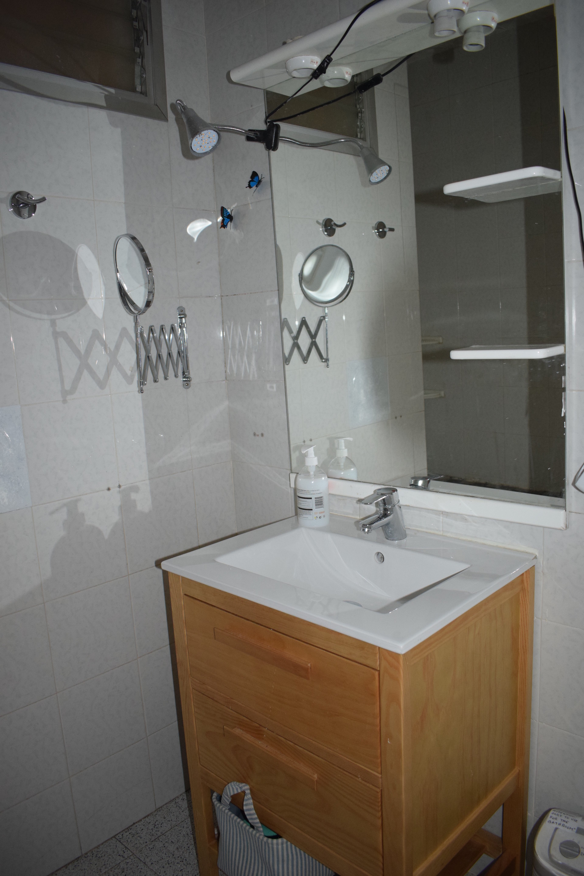 Habitación doble con baño privado, en el barrio de El Carmel | Alquiler