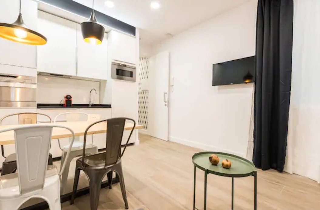 Luxury Apartment In Madrid Center with wifi / WITHOUT COMISIONS Flat