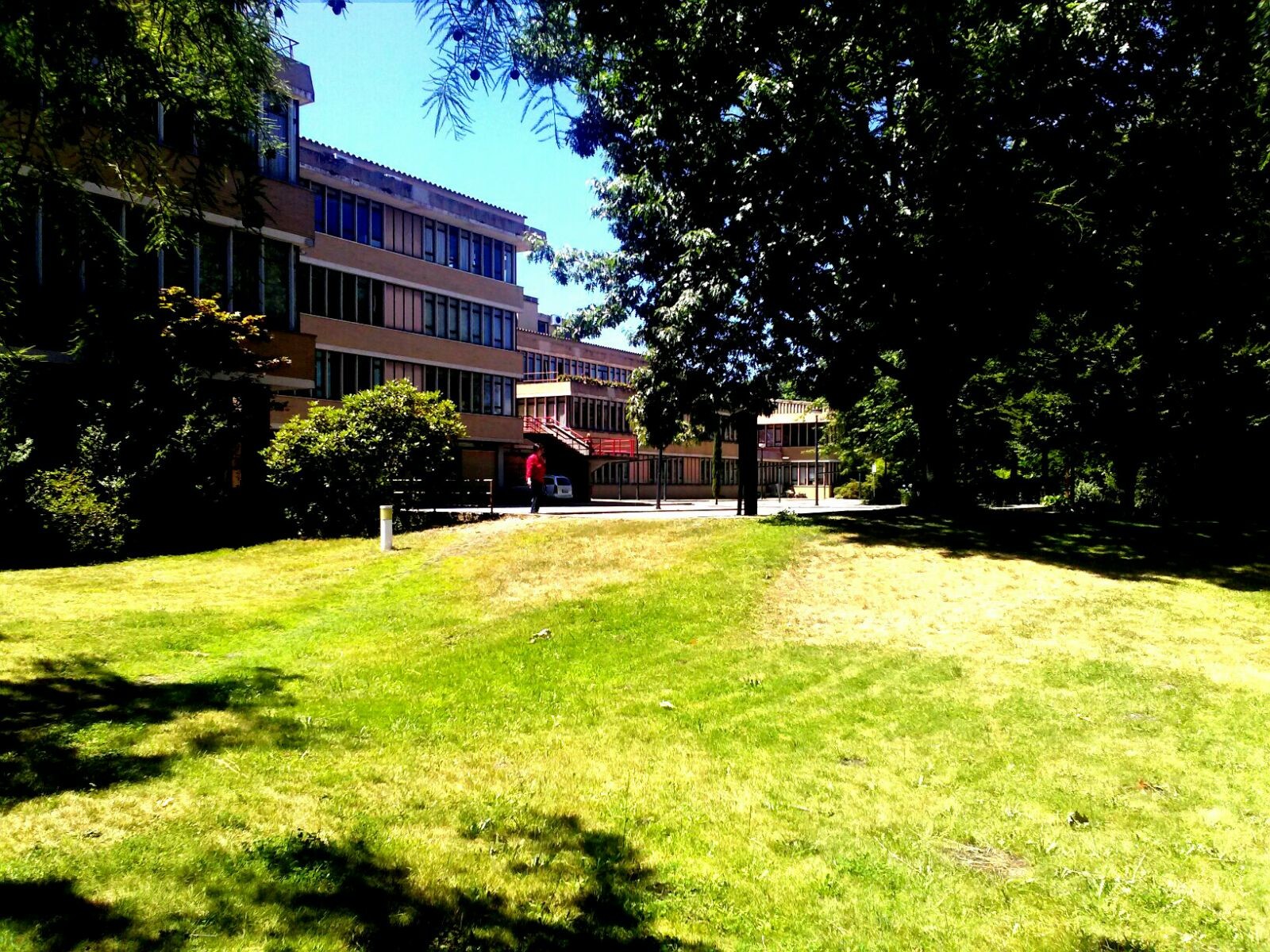 Edifico de Geociencias e Reitoría (UTAD)