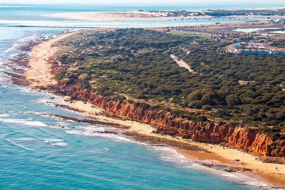 Brief guide to the beaches of Cádiz for the Erasmus+ community - RIPEC  Project