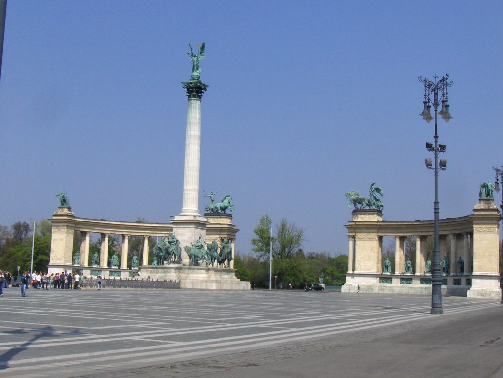 Plaza de los Héroes