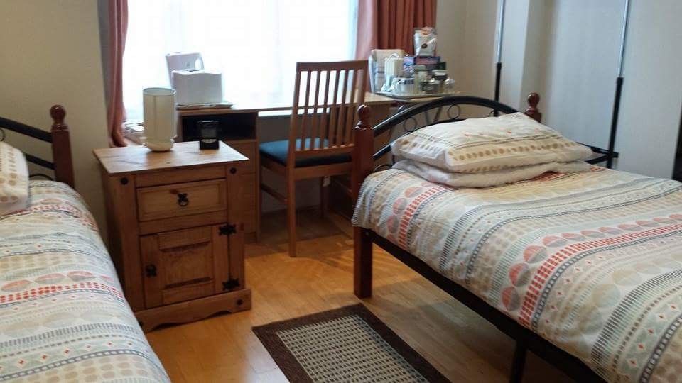 Room for TWO people ( 2xBeds) to rent in London Room for rent London