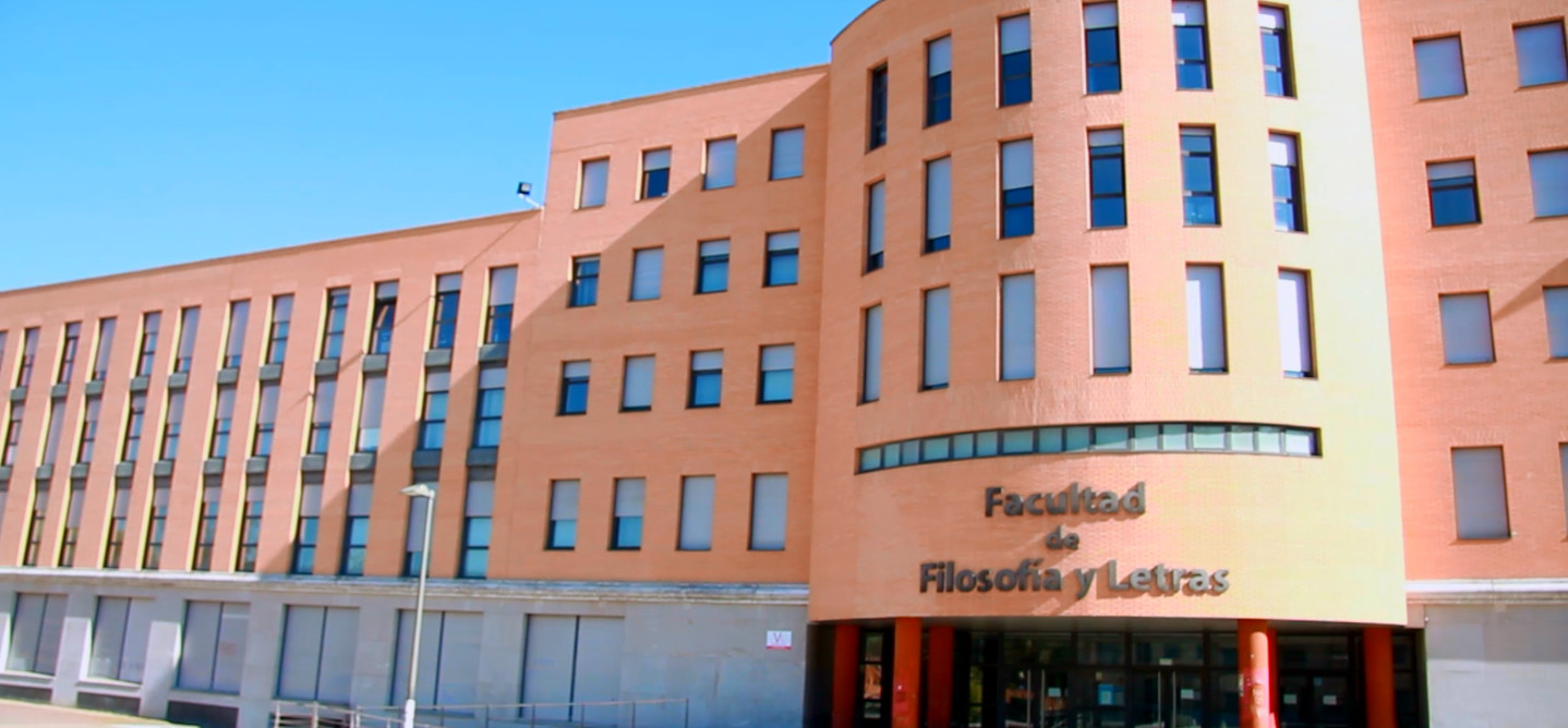 Facultad Filosofia y Letras