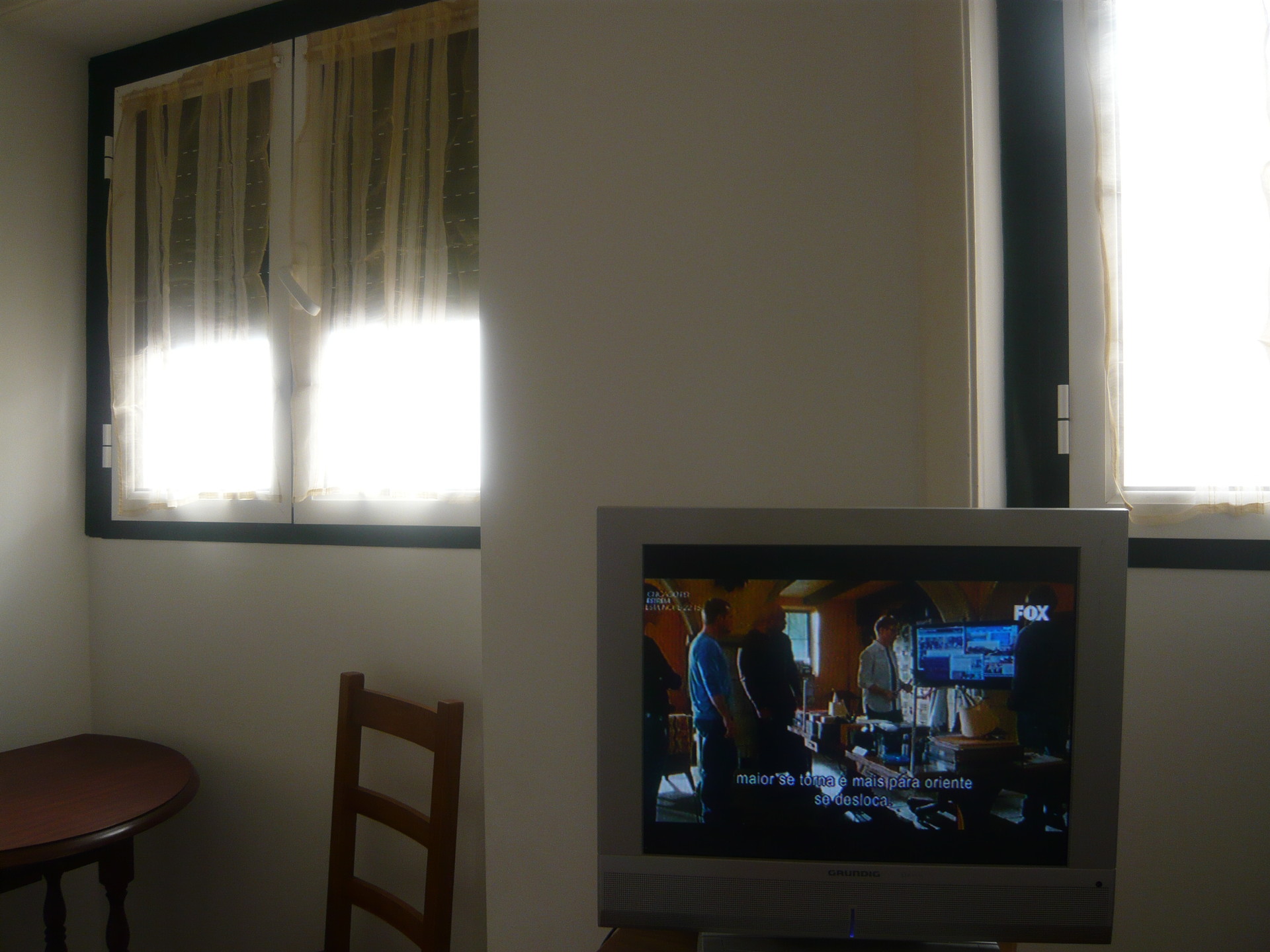 Fantástico quarto com varanda lindas vistas MENINAS