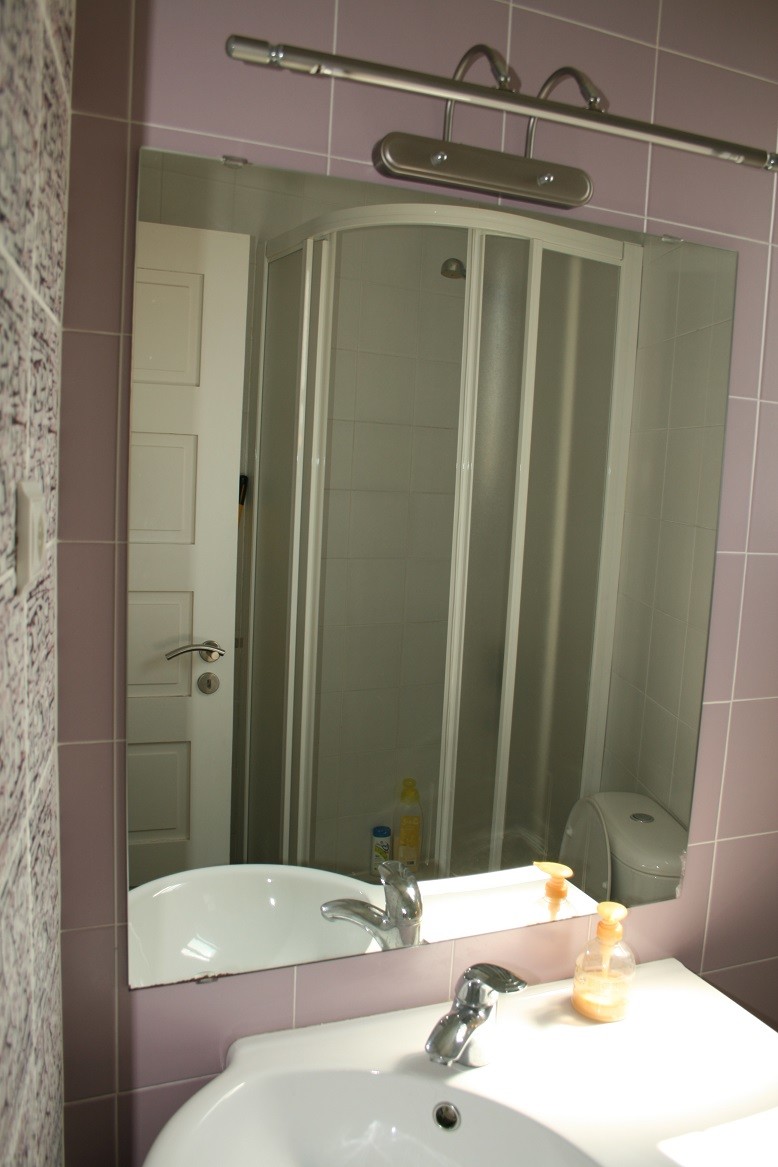 Fantástico quarto com varanda lindas vistas MENINAS