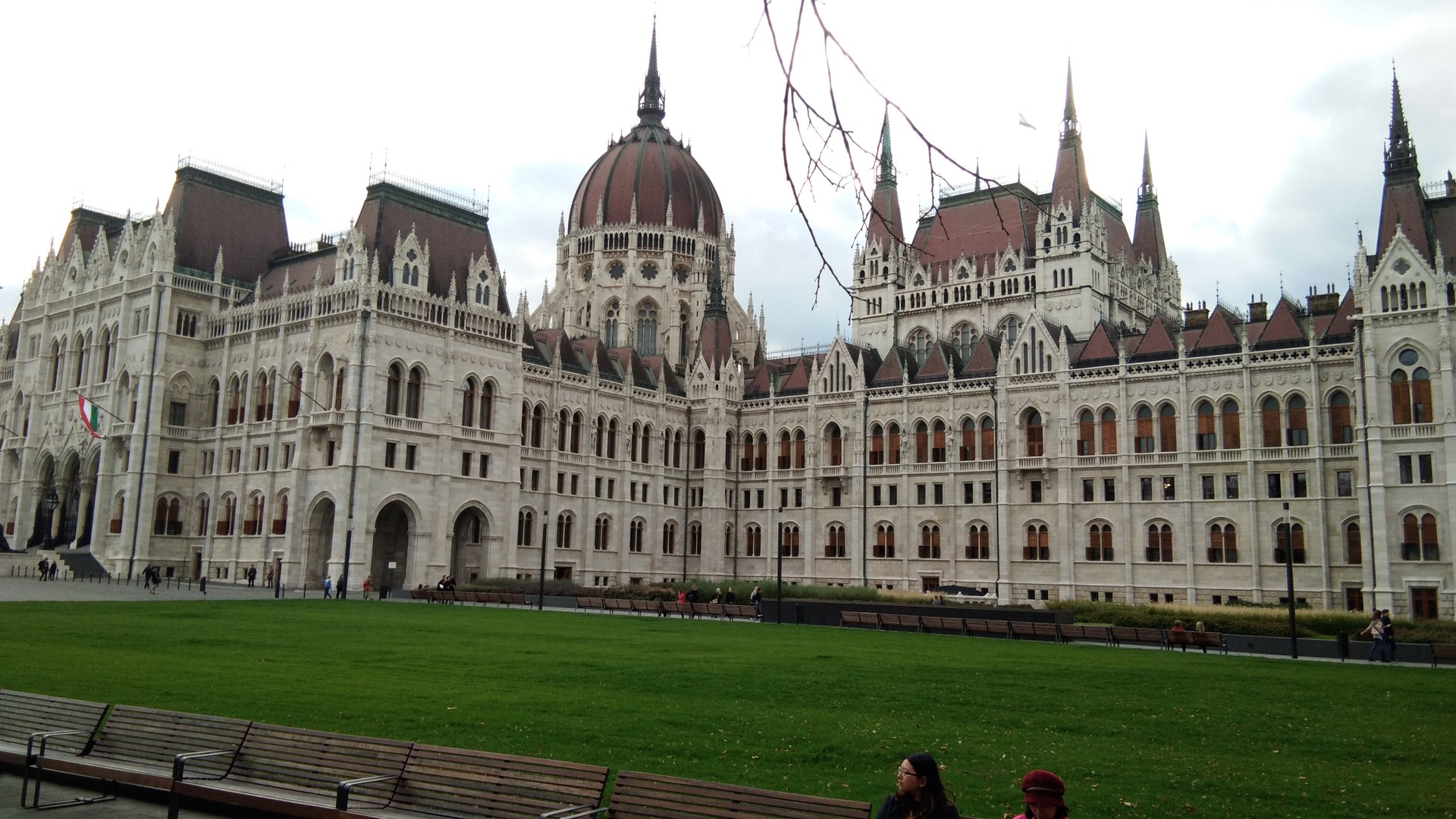first-day-in-europe-the-best-budapest-48