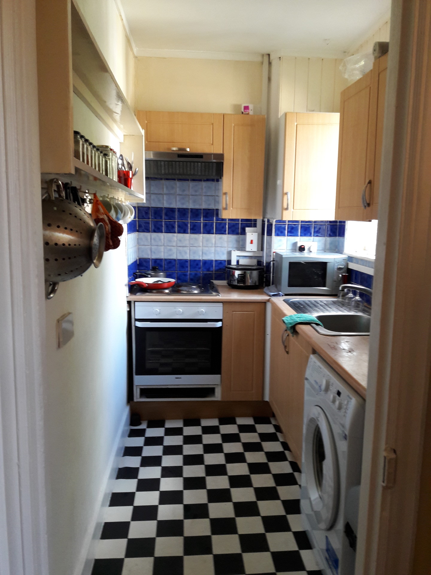 flatshare-in-west-london-single-room-room-for-rent-london