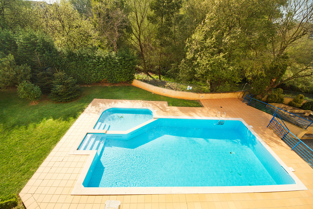 Francelos Beach & Pool Apartment