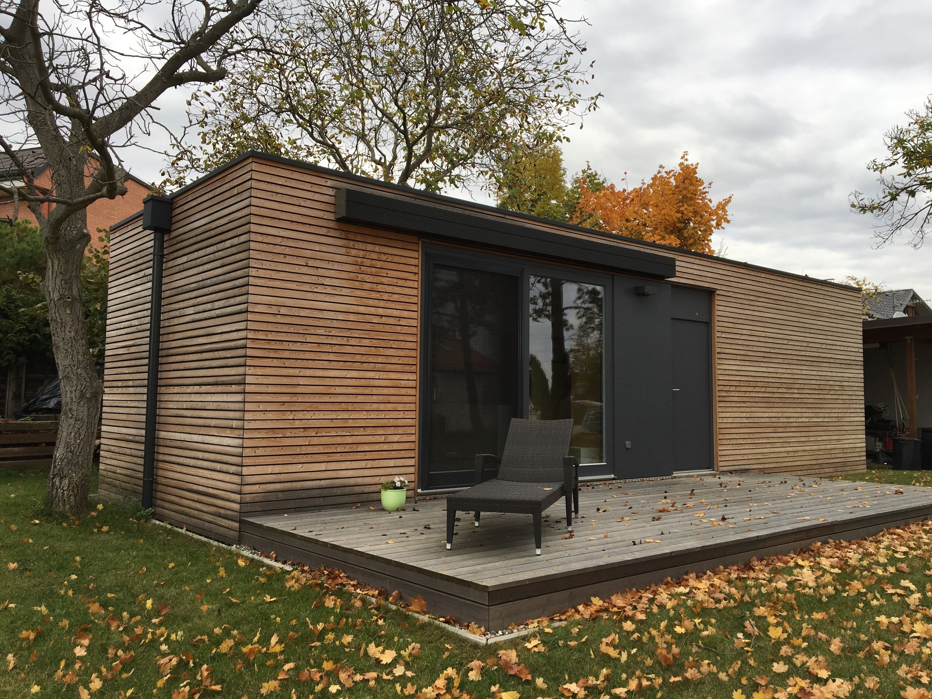 Fully equipped Garden House Rent studios Prague