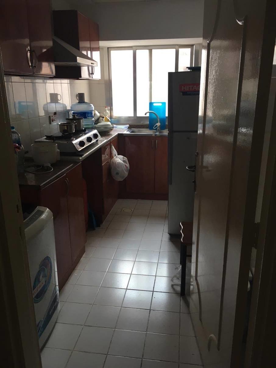 Fully furnished bed space / partition available now near rigga metro