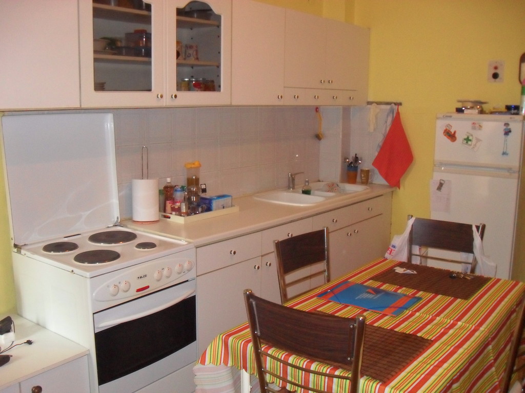 Fully furnished, cozy and sunny apartment in Thessaloniki | Flat rent ...