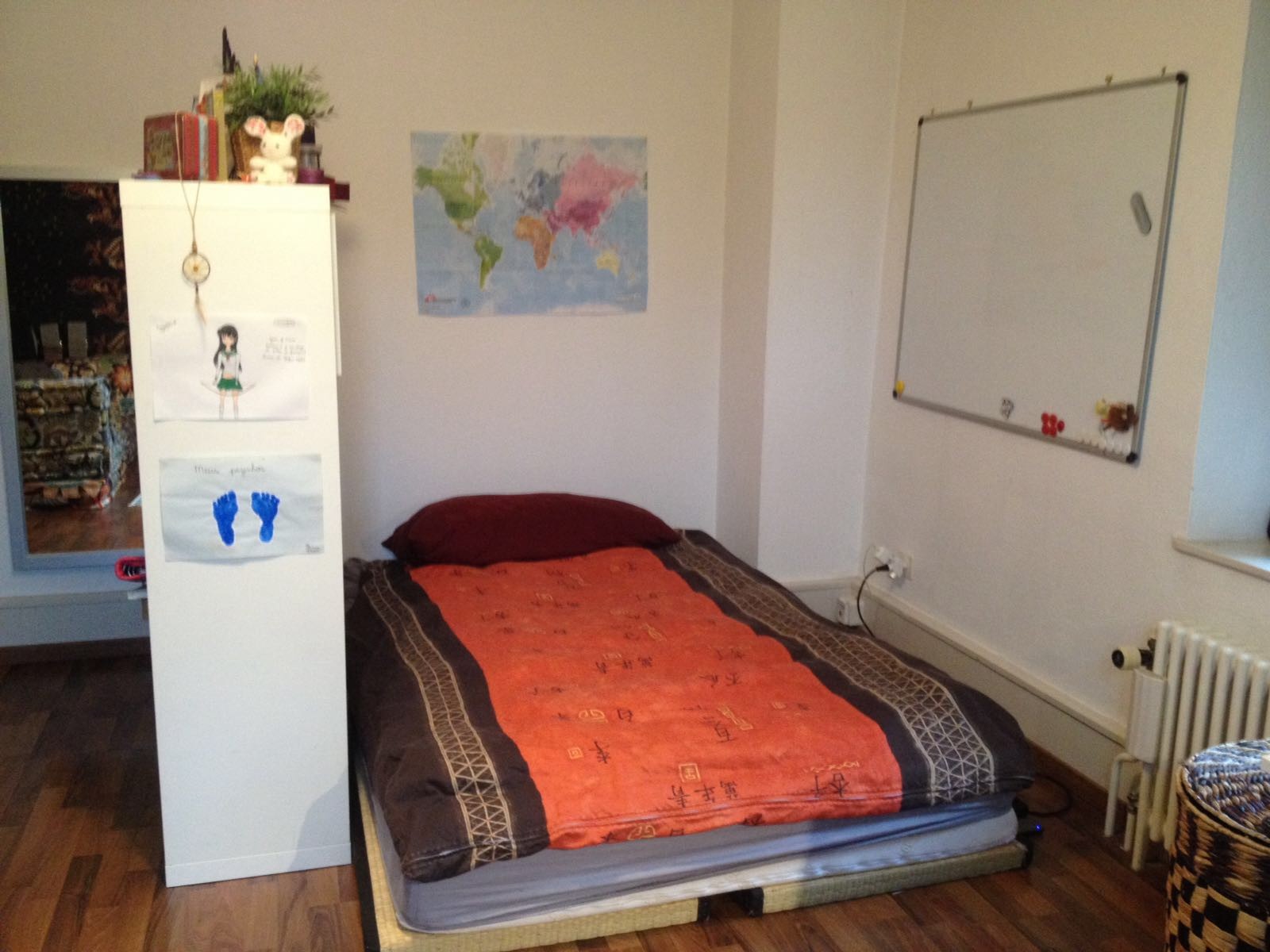 Fully Furnished Room Near Geneva Til August 470usd Month