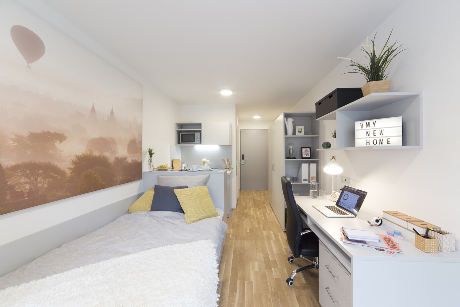 Fully furnished student apartments with private and