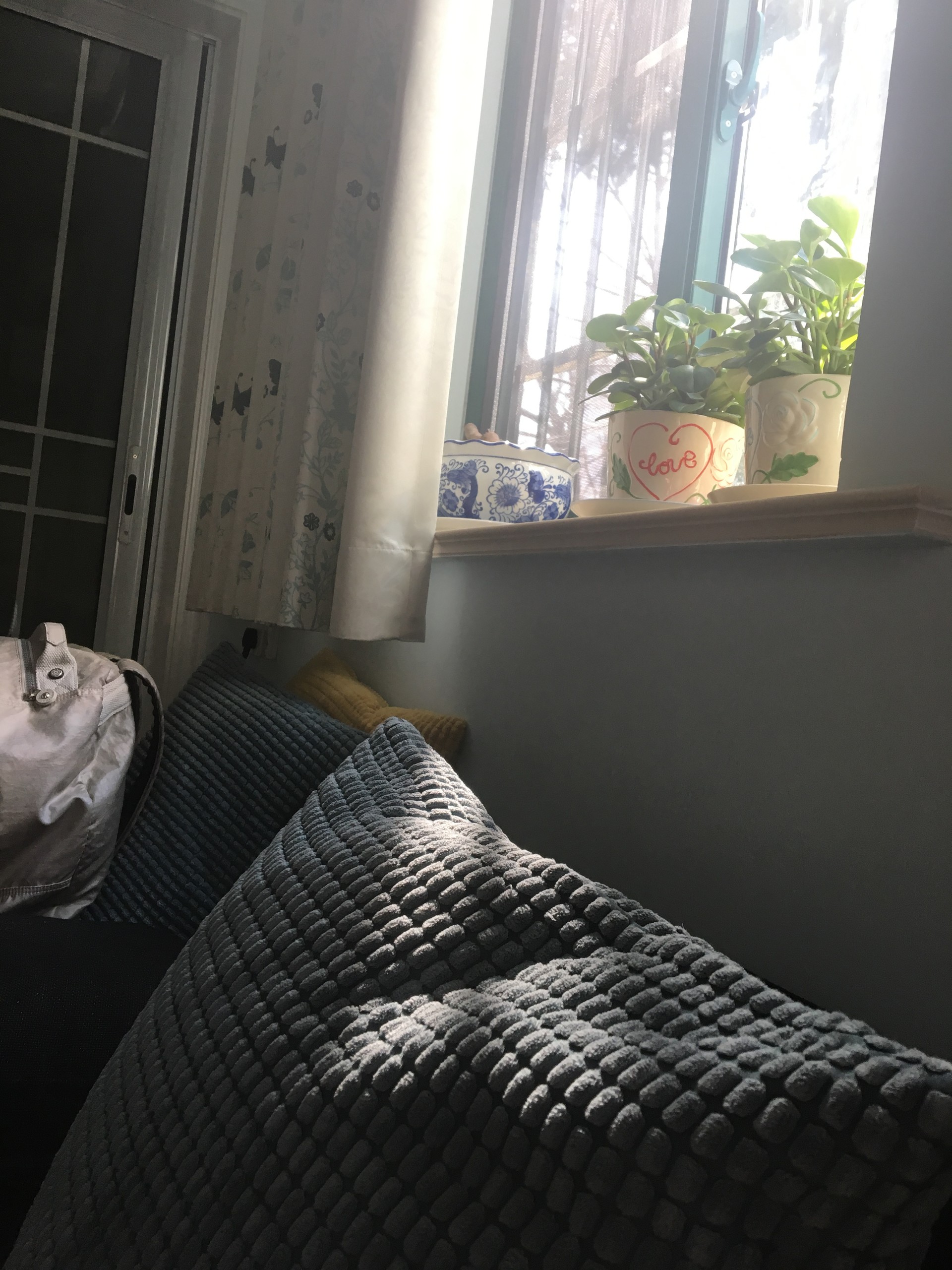 Fully + Newly furnish one bed room apartment Flat rent Shanghai