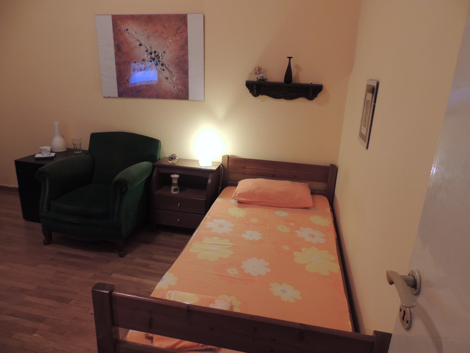 furnished room in an apartment downtown Athens Room for rent Athens