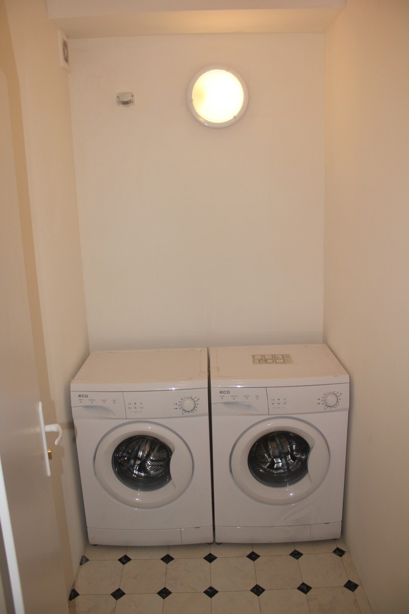 Furnished Room In The Second Floor In Smichov Room For Rent Prague