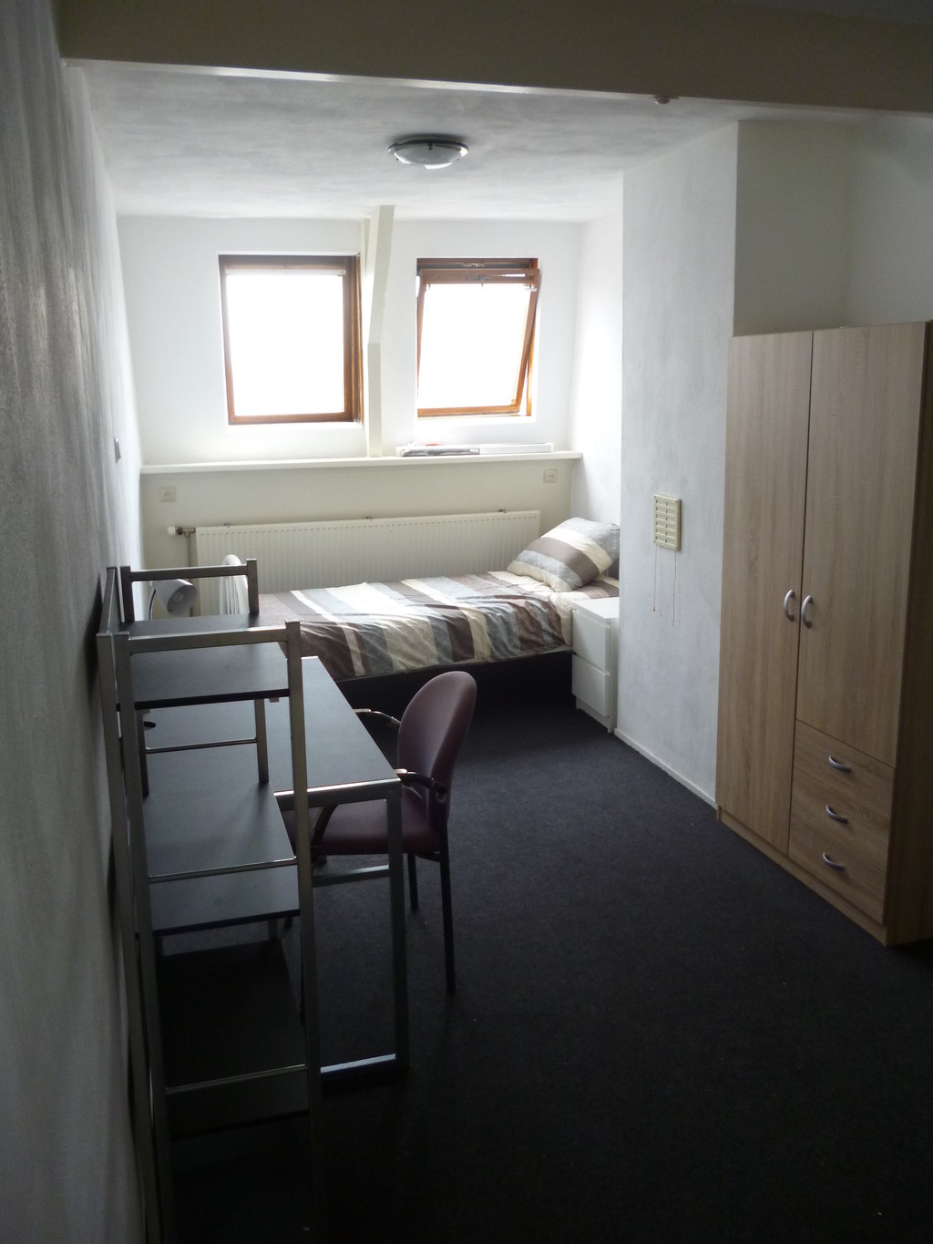 Furnished rooms in Shared flat for female international students at A++
